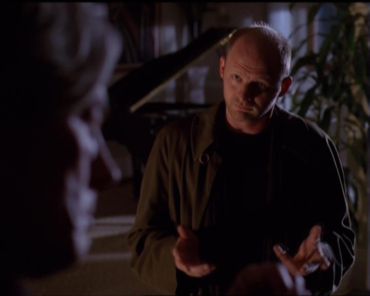 Charmed-Online-dot-net_5x07SympathyForTheDemon1215.jpg