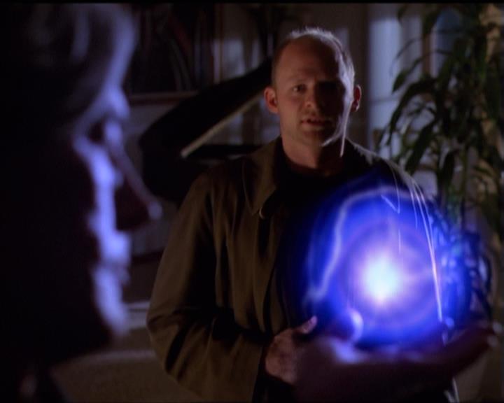 Charmed-Online-dot-net_5x07SympathyForTheDemon1218.jpg
