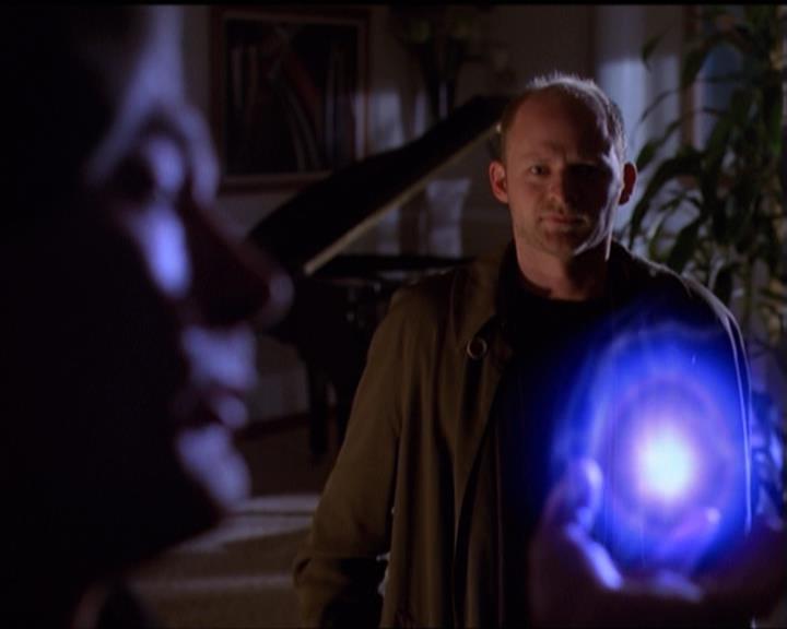 Charmed-Online-dot-net_5x07SympathyForTheDemon1224.jpg