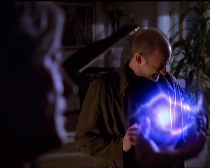 Charmed-Online-dot-net_5x07SympathyForTheDemon1229.jpg