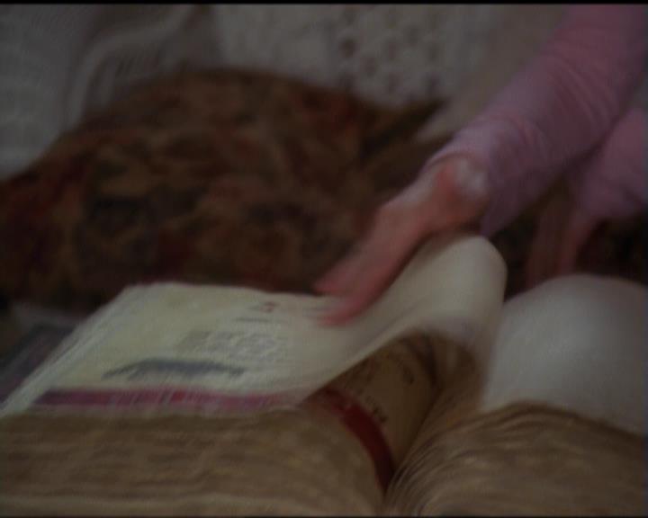 Charmed-Online-dot-net_5x07SympathyForTheDemon1245.jpg