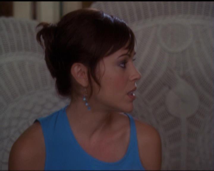 Charmed-Online-dot-net_5x07SympathyForTheDemon1282.jpg