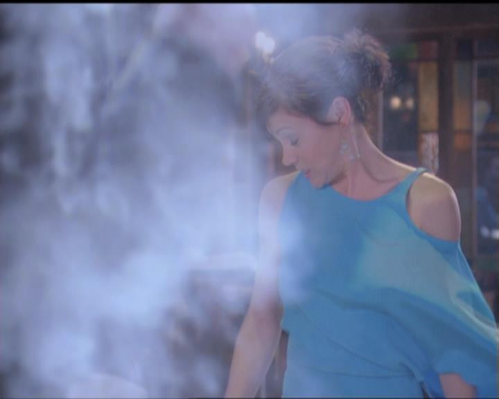 Charmed-Online-dot-net_5x07SympathyForTheDemon1476.jpg
