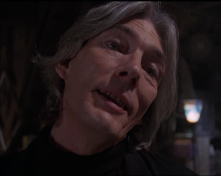 Charmed-Online-dot-net_5x07SympathyForTheDemon1489.jpg