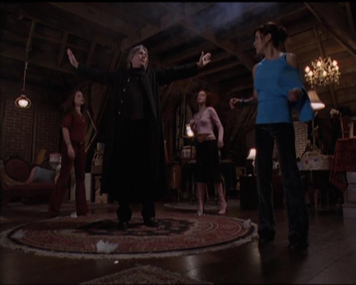 Charmed-Online-dot-net_5x07SympathyForTheDemon1495.jpg