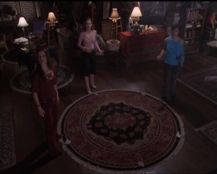 Charmed-Online-dot-net_5x07SympathyForTheDemon1499.jpg