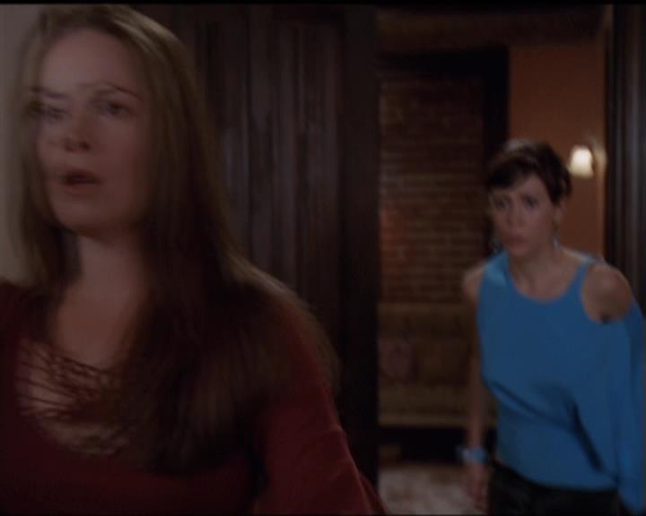 Charmed-Online-dot-net_5x07SympathyForTheDemon1537.jpg Charmed-Online-dot-net_5x07SympathyForTheDemon1537.jpg
