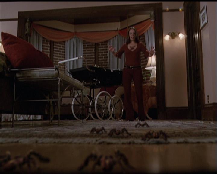 Charmed-Online-dot-net_5x07SympathyForTheDemon1581.jpg