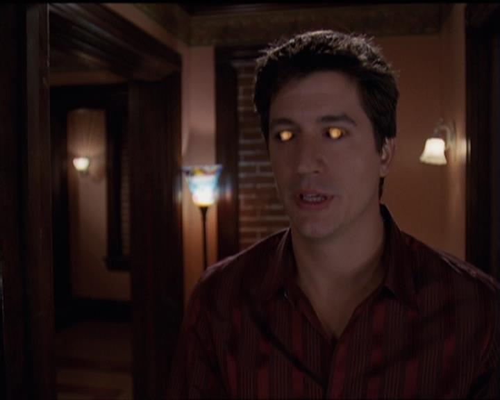 Charmed-Online-dot-net_5x07SympathyForTheDemon1597.jpg Charmed-Online-dot-net_5x07SympathyForTheDemon1597.jpg