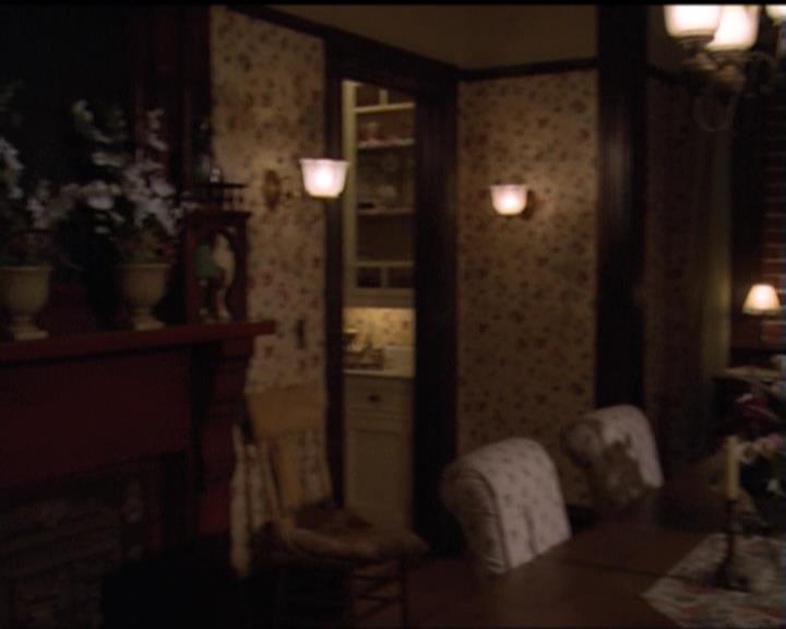 Charmed-Online-dot-net_5x07SympathyForTheDemon1716.jpg Charmed-Online-dot-net_5x07SympathyForTheDemon1716.jpg