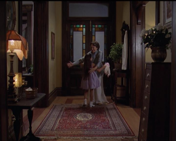 Charmed-Online-dot-net_5x07SympathyForTheDemon1742.jpg