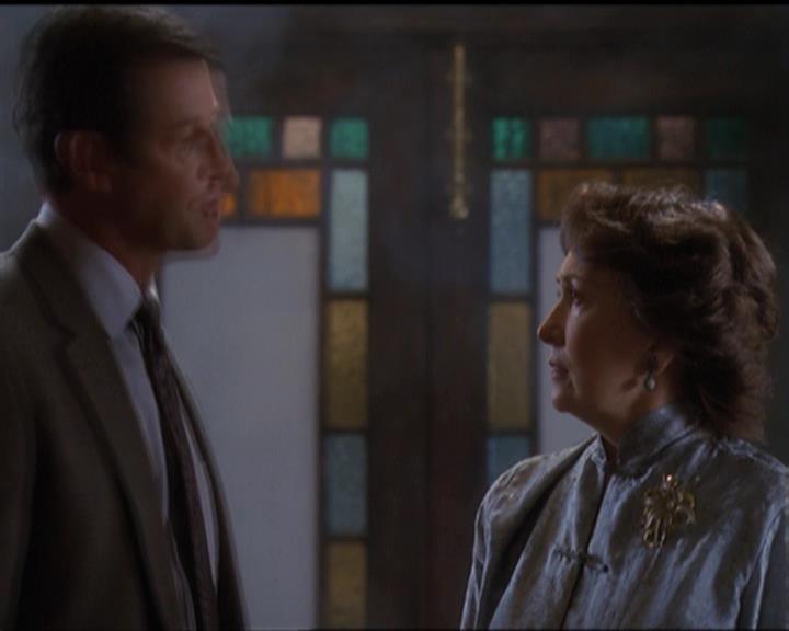 Charmed-Online-dot-net_5x07SympathyForTheDemon1784.jpg