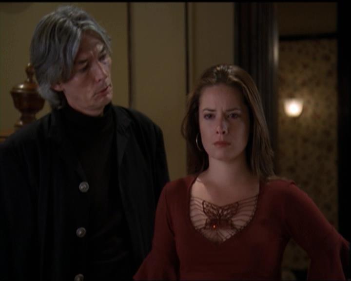 Charmed-Online-dot-net_5x07SympathyForTheDemon1793.jpg