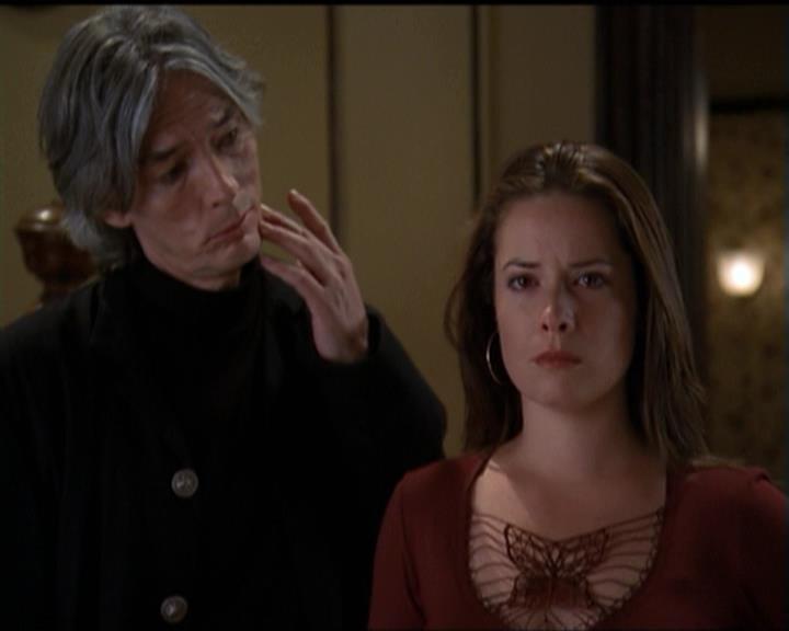 Charmed-Online-dot-net_5x07SympathyForTheDemon1797.jpg