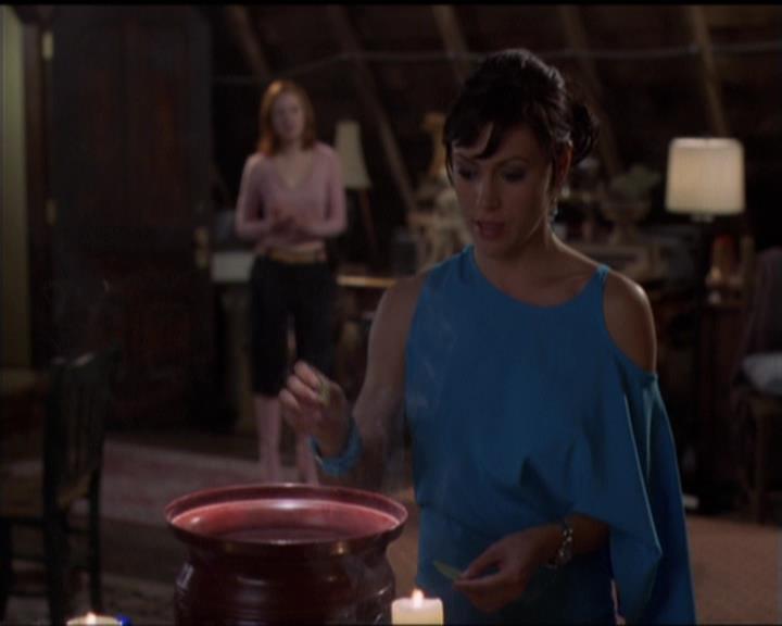 Charmed-Online-dot-net_5x07SympathyForTheDemon1807.jpg
