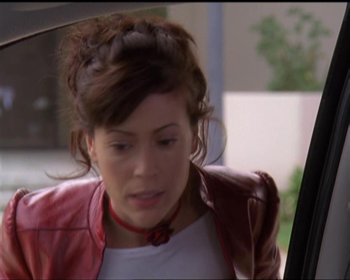 Charmed-Online-dot-net_5x08AWitchInTime0423.jpg