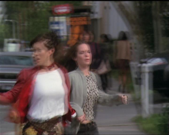 Charmed-Online-dot-net_5x08AWitchInTime0432.jpg