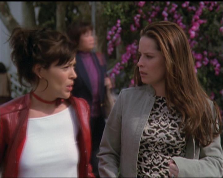 Charmed-Online-dot-net_5x08AWitchInTime0436.jpg