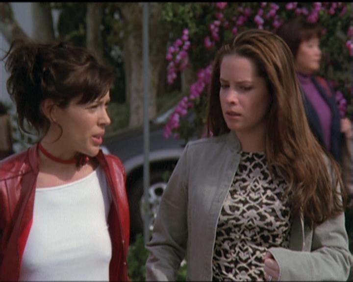 Charmed-Online-dot-net_5x08AWitchInTime0437.jpg