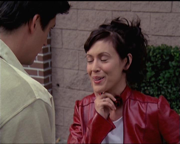 Charmed-Online-dot-net_5x08AWitchInTime0515.jpg
