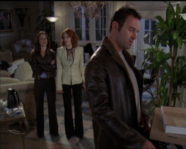Charmed-Online-dot-net_5x08AWitchInTime1270.jpg Charmed-Online-dot-net_5x08AWitchInTime1270.jpg