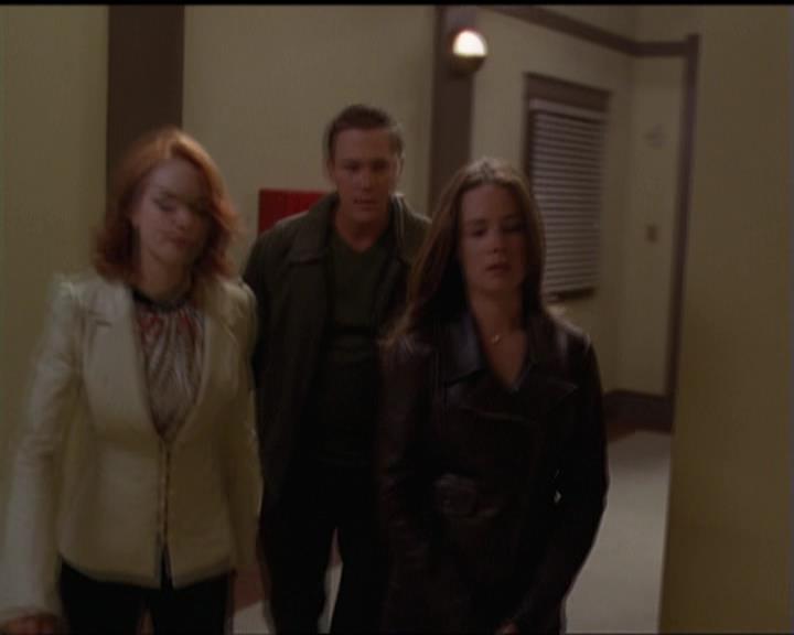 Charmed-Online-dot-net_5x08AWitchInTime1335.jpg