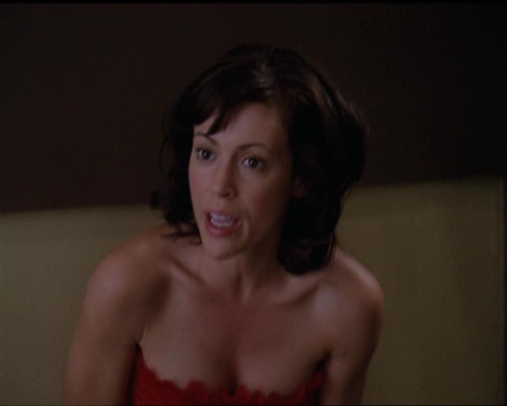 Charmed-Online-dot-net_5x08AWitchInTime1418.jpg