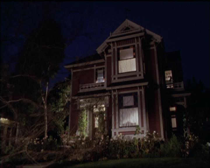 Charmed-Online-dot-net_5x08AWitchInTime1526.jpg