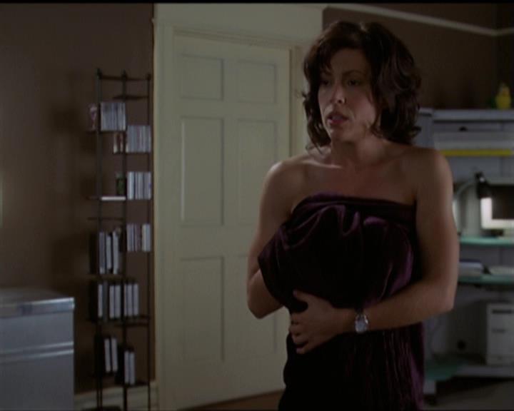 Charmed-Online-dot-net_5x08AWitchInTime1645.jpg