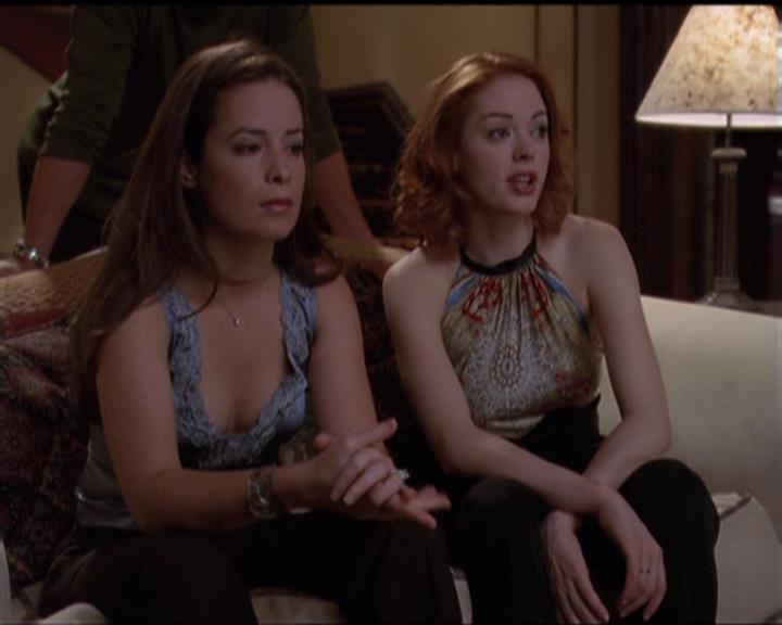 Charmed-Online-dot-net_5x08AWitchInTime1819.jpg