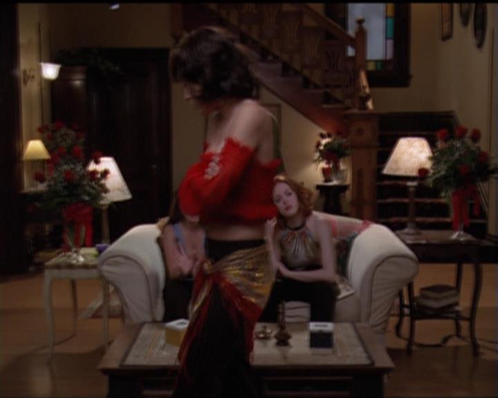 Charmed-Online-dot-net_5x08AWitchInTime1824.jpg