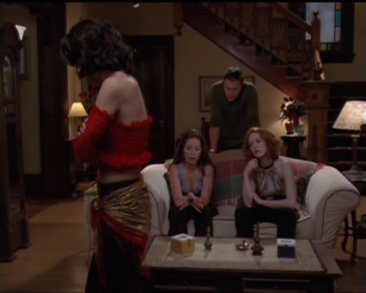 Charmed-Online-dot-net_5x08AWitchInTime1825.jpg