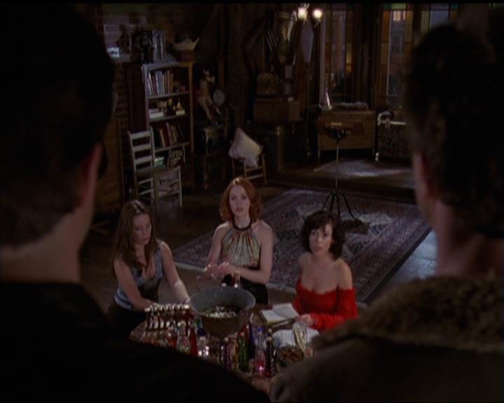 Charmed-Online-dot-net_5x08AWitchInTime1907.jpg