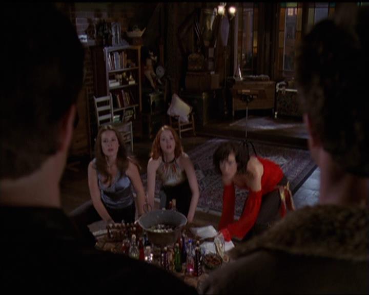Charmed-Online-dot-net_5x08AWitchInTime1908.jpg