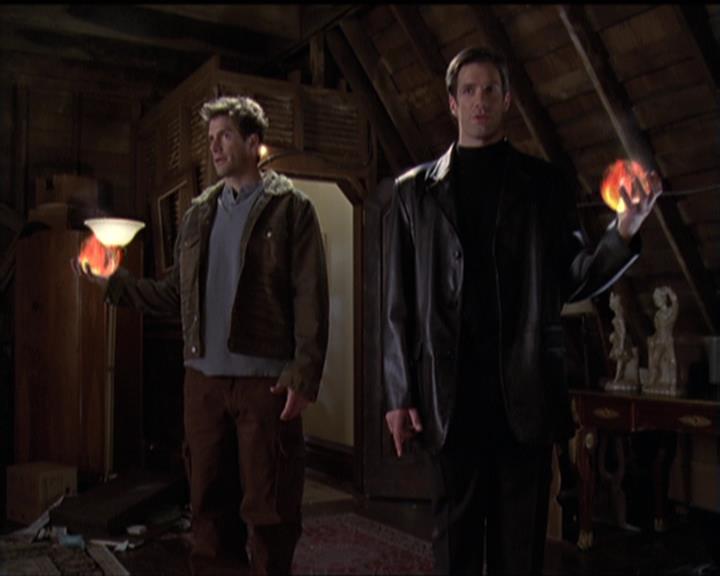 Charmed-Online-dot-net_5x08AWitchInTime1933.jpg