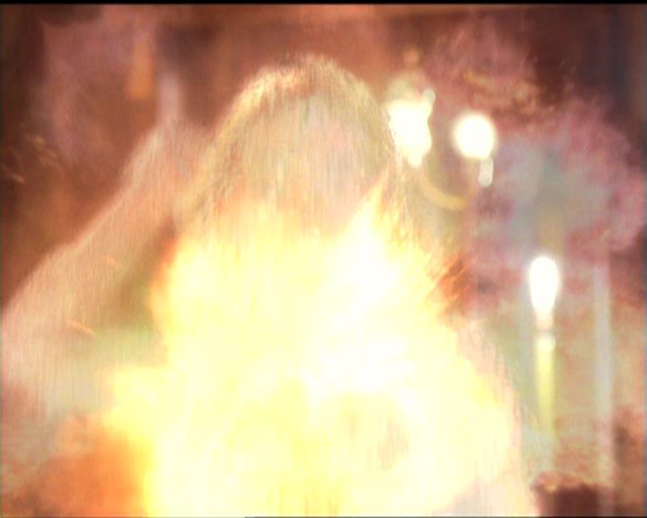 Charmed-Online-dot-net_5x08AWitchInTime1936.jpg