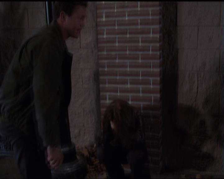 Charmed-Online-dot-net_5x08AWitchInTime1982.jpg