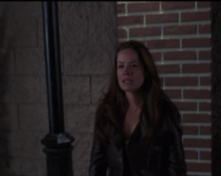 Charmed-Online-dot-net_5x08AWitchInTime1985.jpg