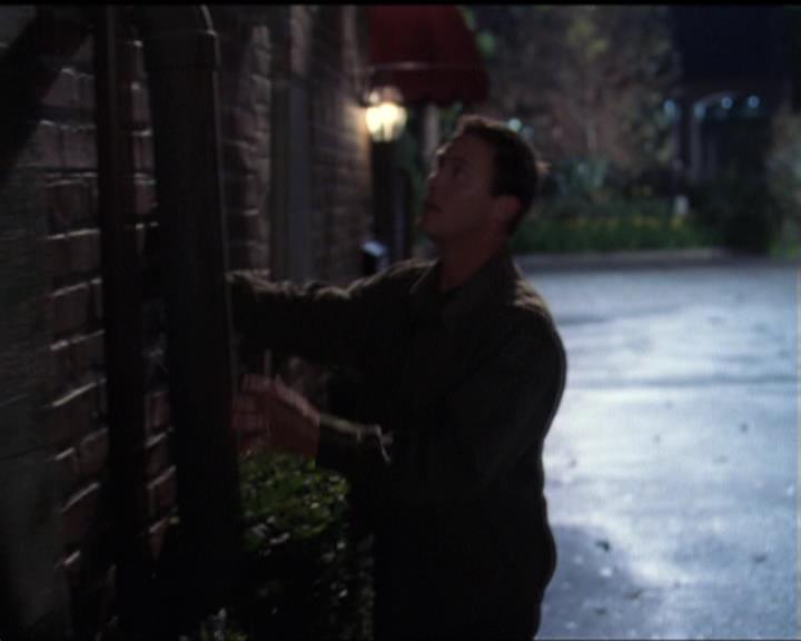 Charmed-Online-dot-net_5x08AWitchInTime1997.jpg