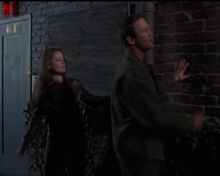 Charmed-Online-dot-net_5x08AWitchInTime2044.jpg