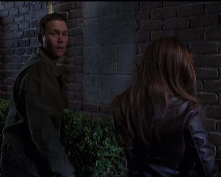 Charmed-Online-dot-net_5x08AWitchInTime2077.jpg