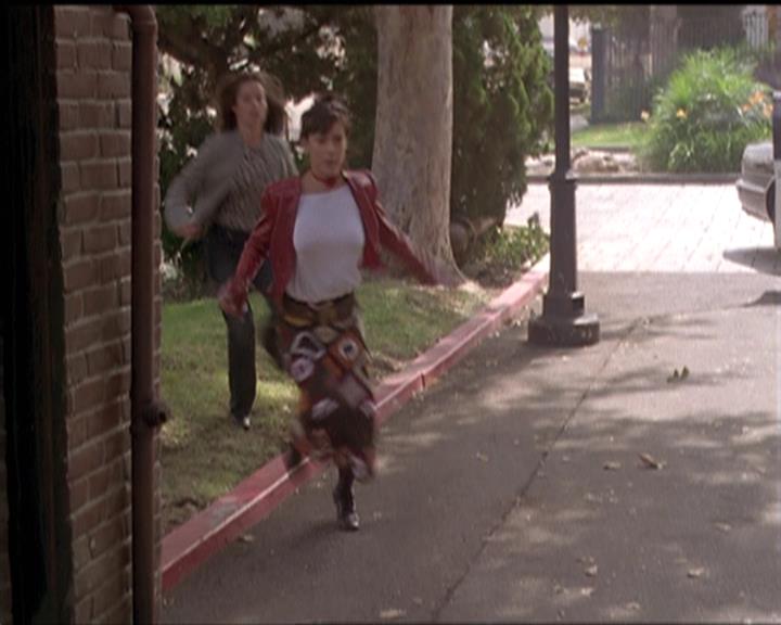 Charmed-Online-dot-net_5x08AWitchInTime2245.jpg