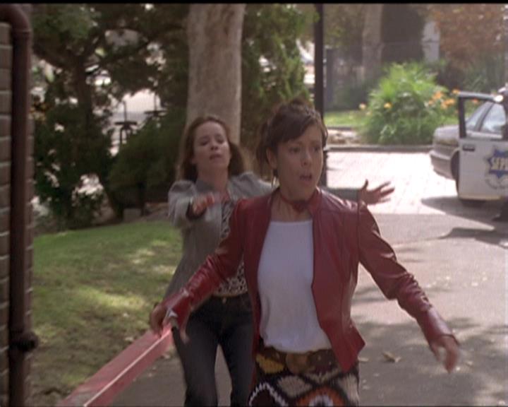 Charmed-Online-dot-net_5x08AWitchInTime2247.jpg