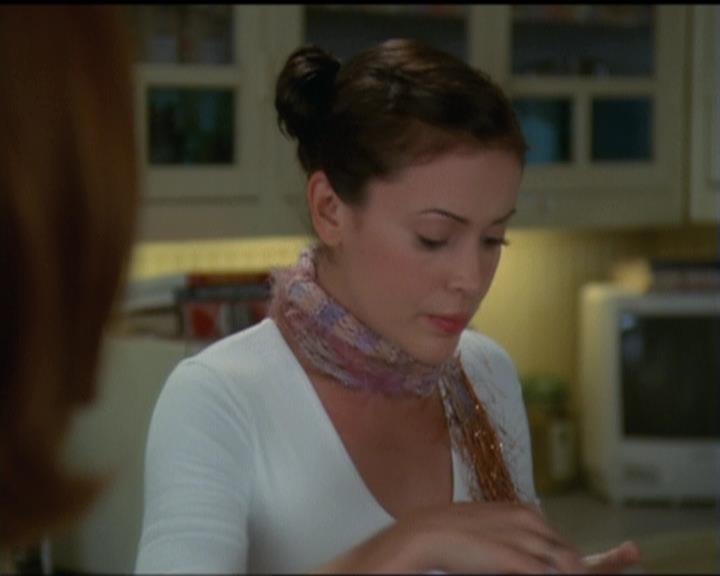 Charmed-Online-dot-509SamIAm1401.jpg