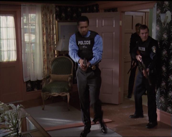 Charmed-Online-dot-510YTuMummyTambien0118.jpg Charmed-Online-dot-510YTuMummyTambien0118.jpg