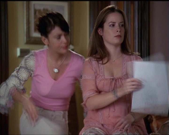 Charmed-Online-dot-510YTuMummyTambien0410.jpg