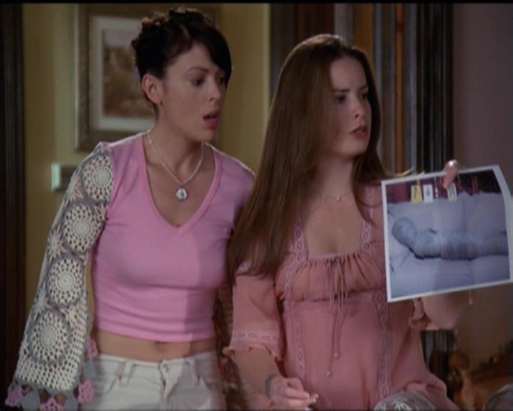 Charmed-Online-dot-510YTuMummyTambien0416.jpg