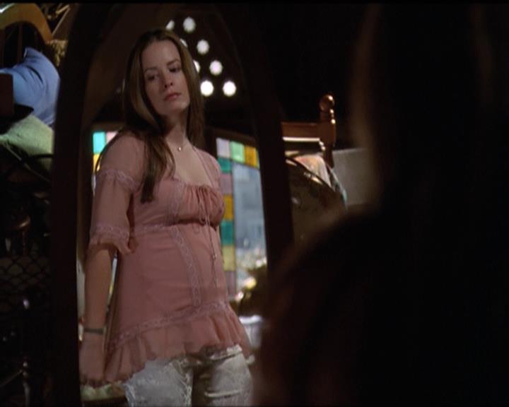 Charmed-Online-dot-510YTuMummyTambien0642.jpg Charmed-Online-dot-510YTuMummyTambien0642.jpg