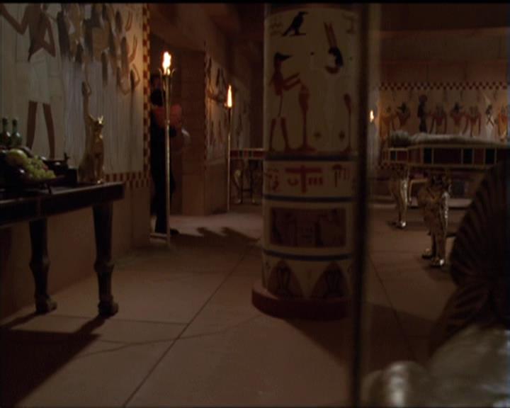Charmed-Online-dot-510YTuMummyTambien0898.jpg
