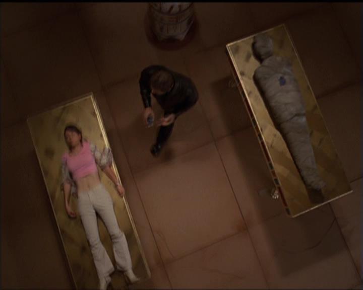 Charmed-Online-dot-510YTuMummyTambien0912.jpg